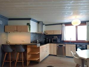 Bel appartement 68 pers avec balcon, au cœur de Val Thorens - FR-1-545-21