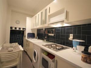 Studio au centre avec ascenseur et animaux admis - FR-1-313-163