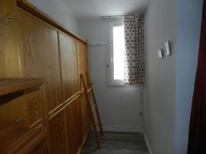 Appartements Studio cabine a 100m des pistes - Balcon - Casier a skis - FR-1-557A-6 : photos des chambres