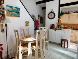 T3 spacieux, 6 pers., jardin et parking, quartier calme - FR-1-607-106