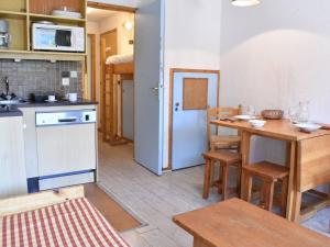 Confortable appartement à Méribel, 4 pers, proche pistes et commerces - FR-1-180-563