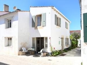 Maisons de vacances Maison Les Portes-en-Re, 2 pieces, 2 personnes - FR-1-434-86 : photos des chambres