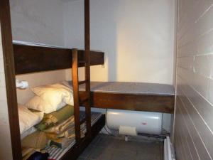Appartements Studio 5 pers. au pied des pistes - Acces direct, parking gratuit, casier a skis, service fondue - FR-1-602-16 : photos des chambres