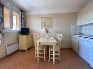 Studio familial 4 pers. avec piscine, tennis et parking – Les Issambres - FR-1-226-455
