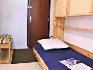 Studio cabine 5 couchages, proche commodités, téléski, balcon sud, ski casier - FR-1-330-531