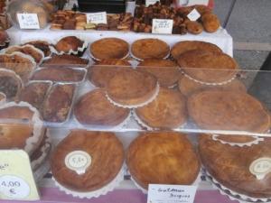 Plage dErromardie à 300m : Maison Basque avec Terrasse, 3 Chambres et Parking - FR-1-4-589