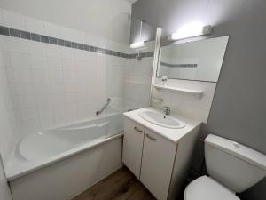Studio à Cambo-les-Bains, Internet, Parking, Animaux admis - FR-1-495-98