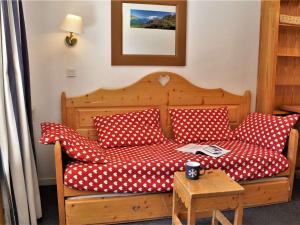 Appartement cosy 2 pièces, bien équipé, accès facile aux pistes - 6 couchages, animaux admis - FR-1-330-511