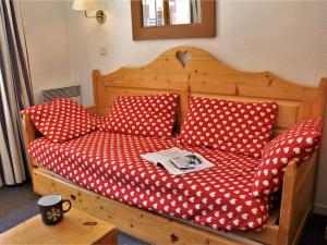 Appartement cosy 2 pièces, bien équipé, accès facile aux pistes - 6 couchages, animaux admis - FR-1-330-511