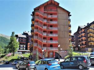 Appartements Appartement Risoul, 2 pieces, 6 personnes - FR-1-330-511 : Appartement (6 Adultes)