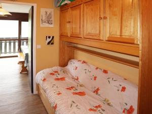 Grand studio 5 personnes avec balcon, parking, proche station - FR-1-322-435