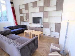 Gîte 15 pers. - Mobilité réduite - Proche Saint-Guérin - Parking, Salle de réunion, Ski room - FR-1-342-260