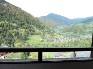 Appartements Appartement Saint-Jean-d'Aulps, 3 pieces, 8 personnes - FR-1-573-34 : photos des chambres