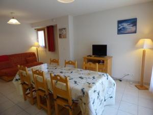 Appartements Appartement Saint-Jean-de-Sixt, 3 pieces, 6 personnes - FR-1-458-134 : photos des chambres