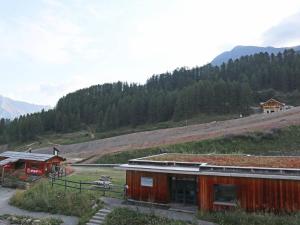 Duplex Les Orres 1800 avec piscine, 8 pers, proche ski - FR-1-322-440