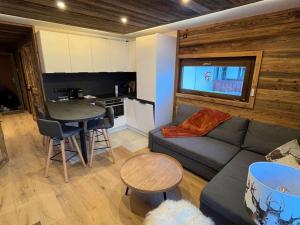 Appartement moderne 3 pièces pour 4 personnes à Val Thorens avec wifi - FR-1-545-28