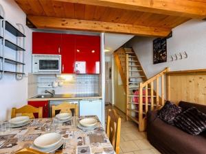 Bel appartement rénové, duplex 6p, balcon, skis aux pieds, Val Thorens - FR-1-637-14