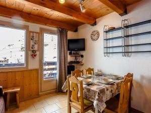 Bel appartement rénové, duplex 6p, balcon, skis aux pieds, Val Thorens - FR-1-637-14