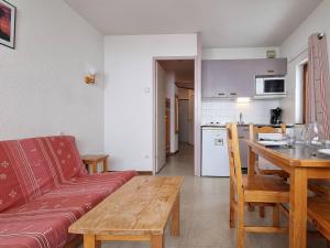 Appartement cosy 6 pers, balcon exposé, proche pistes et commerces, parking, navette, Wifi gratuit - FR-1-525-218