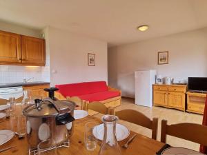 Appartements Appart 10 pers, 200m telesiege, balcon, ski, 3 ch - FR-1-525-216 : photos des chambres