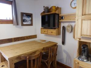 Appartement refait à neuf avec piscine, près des pistes, pour 4 personnes - FR-1-342-257