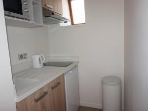 Appartements Appartement Merville-Franceville-Plage, 2 pieces, 4 personnes - FR-1-465-71 : photos des chambres