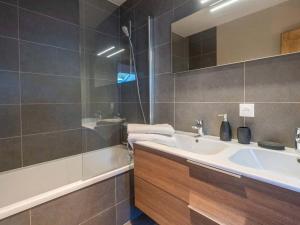Appartements Duplex 4P a La Charmette, 3 Ch, 8 Pers, Balcon, Parking - FR-1-291-869 : photos des chambres