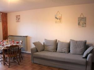 Appartements Appartement Vars, 1 piece, 6 personnes - FR-1-330B-184 : photos des chambres