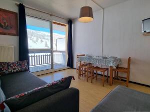 Appartements Studio cosy, front de neige, proche telesiege Le Jas, pour 4 personnes – SuperDevoluy. - FR-1-525-230 : photos des chambres