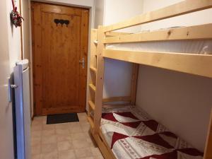 Studio cosy avec accès direct aux pistes à Saint-Jean-dAulps - FR-1-573-48