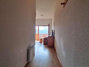 Appartements Appartement cabine 2 pieces - 6 pers - Pres des pistes - FR-1-525-225 : photos des chambres