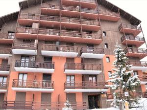 Appartements Appartement Risoul, 1 piece, 4 personnes - FR-1-330-542 : photos des chambres