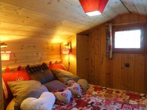 Chalets Chalet Hauteluce, 2 pieces, 3 personnes - FR-1-342-263 : photos des chambres