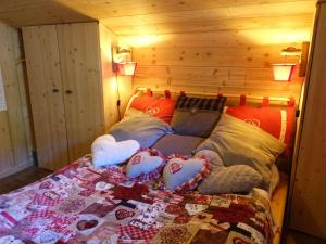 Chalets Chalet Hauteluce, 2 pieces, 3 personnes - FR-1-342-263 : photos des chambres