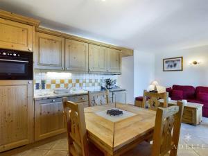 Appartement 3 pièces avec parking et WIFI à 200m des remontées - FR-1-398-638