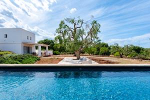 Mediterranean Villa Fòra with Sea View Pool