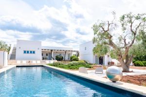 Mediterranean Villa Fòra with Sea View Pool