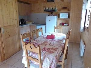 Chalets Chalet Le Biot, 6 pieces, 8 personnes - FR-1-573-52 : photos des chambres