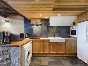 Appartements Appartement 4 pieces, centre station, 8-10 personnes, cheminee, WIFI - FR-1-398-640 : photos des chambres