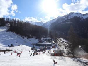 Studio skis aux pieds, 4 pers, balcon - FR-1-322-472