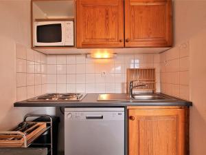 Appartement 4 pièces avec WiFi, Animaux admis, Parking gratuit proche des pistes - FR-1-525-240