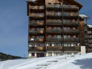 Appartements Appartement 4 pieces avec WiFi, Animaux admis, Parking gratuit proche des pistes - FR-1-525-240 : photos des chambres