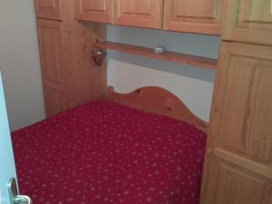 2 Pièces Pied des Pistes avec Parking, St-Jean-dAulps - FR-1-573-60