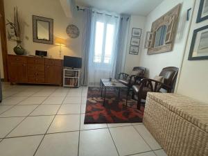 Appartements Appartement Saint-Martin-de-Re, 1 piece, 2 personnes - FR-1-246C-20 : photos des chambres