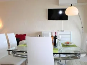 Appartement Moderne avec Terrasse et Garage - Villeneuve-Loubet - FR-1-252A-72 - Cagnes-sur-Mer