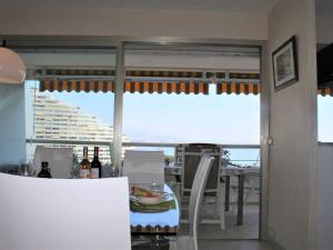 Appartement Moderne avec Terrasse et Garage - Villeneuve-Loubet - FR-1-252A-72