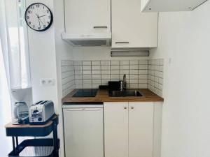 Appartements Studio Eglantine a Cambo-les-Bains, proche thermes, terrasse, parking, acces Internet, animaux OK - FR-1-495-106 : photos des chambres