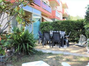 Studio en RDJ avec jardin, plage à 3m, clim et parking, Villeneuve-Loubet - FR-1-252A-74