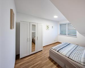 CozyHome - Spacious and Modern Apartment close to Vienna