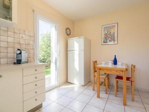 Maison spacieuse à Carnac - 8 pers, jardin clos, proche plage, Wifi, garage, petit animal accepté - FR-1-477-50